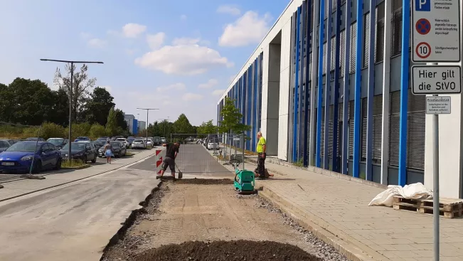 Bauarbeiten Schrankenanlage Zufahrt G-Gebäude 2024-08-20_Foto MS