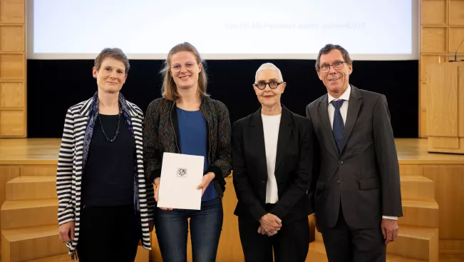 Karl Arnold Preis 2024 Auszeichung Milena Kriegsmann Rabe