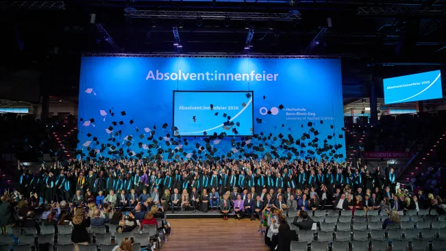 20261024 Absolvent_innenfeier Hütewerfen Foto Nathan Dreessen