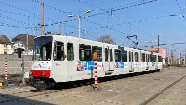 25_jahre_jubilaeum_h-brs_express_3_bahn_werbung_66_202003_foto_baedeker.jpg (DE)