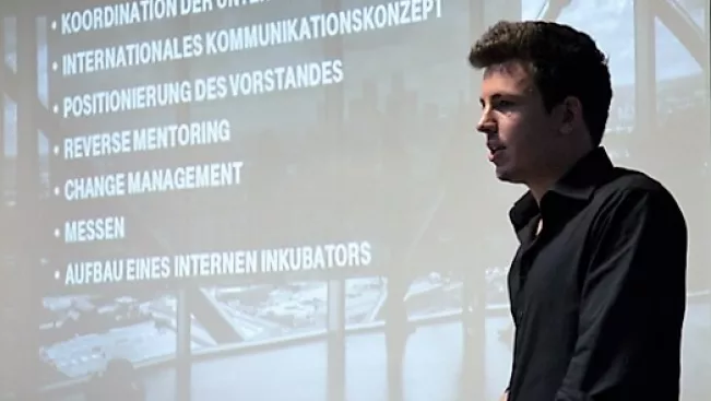 33_alumni-tag-2016_72dpi_fotos-eva-tritschler-1103_tj-karriereplanung_.jpg (DE)