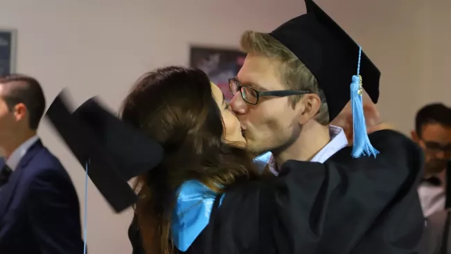 absolventenfeier_ausklang_20191026_foto_juri_kuestenmacher_058.jpg (DE)