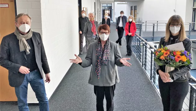 annegret_schnell_abschied_praesidium_2021-02-09_foto_d._pieper_web.jpg (DE)