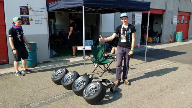 brs_motorsport_italien_201607_fb3.jpg (DE)