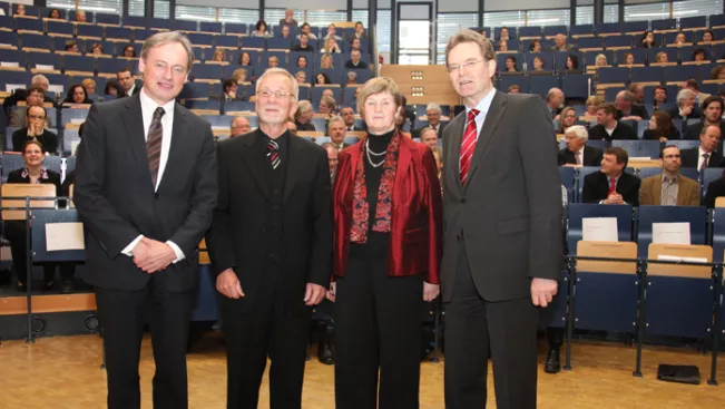 ihne_stender_brunn_dockter_700_13698.jpg (DE)