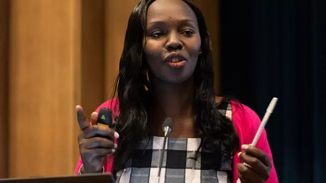 Green-Accord-Panel-02_Teresa-Gitonga_Katharina-Seuser_FBEMT_2019-03_Foto-Associazione-Culturale-Greenaccord (DE)