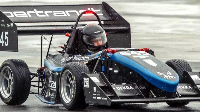 hbrs-motorsport-Themenfeld-Projekte_FBEMT_Rechte_HBRS-Motorsport.jpg (DE)