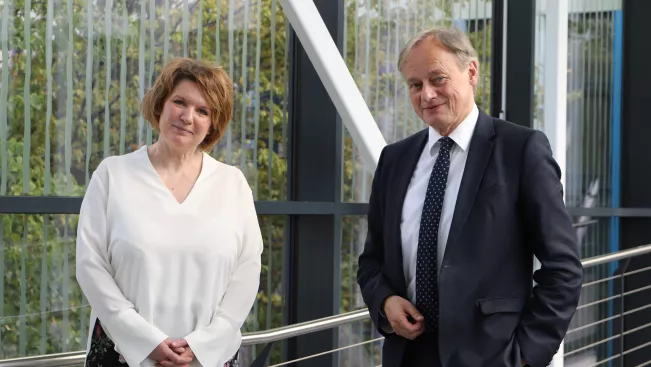 hofstetter-yvonne_honprof_zev_ihne-hartmut_2020-07-15_foto_eva_tritschler_3125.jpg (DE)