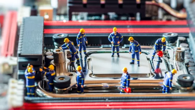 miniatur_arbeit_und_technik_colourbox_13920937_cut_web.jpg (DE)