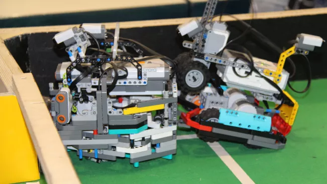 20190224_fbinf_robocupjunior_mlh063_0.jpg