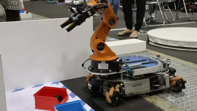 20170730_fbinf_b-it_bots_nagoya_finals_3.jpg  (DE)