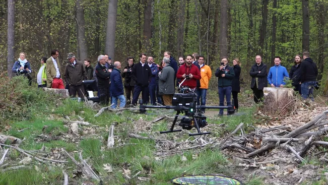 garrulus_pressetermin_kottenforst_asteroth_hendrik_wuest_ministerpraesident_26042022_Foto Pascal Kimmich_06.jpg (DE)