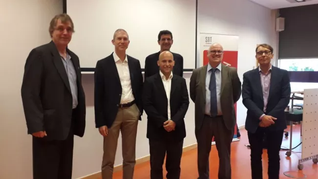 20171006_promotion_hochgeschwender_2.jpg (DE)