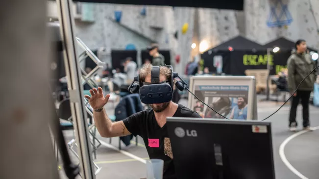 20200125_fbinf_mvg_cyberjugz_koeln_dominik_leschtschow_img_003.jpg (DE)