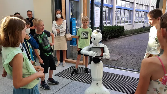Kinderuni Diplomverleihung Abschlussfeier 2022_Foto Martin Schulz (DE)