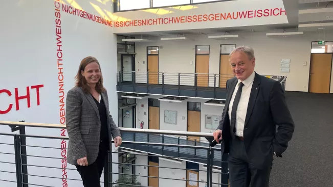 claudia_bornemeyer_hartmut_ihne_dezember_2021.jpg (DE)