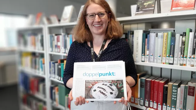 doppelpunkt_sose_2021_in_der_bibliothek_erhaeltlich_bei_anna_nick_foto_martin_schulz_.jpg (DE)