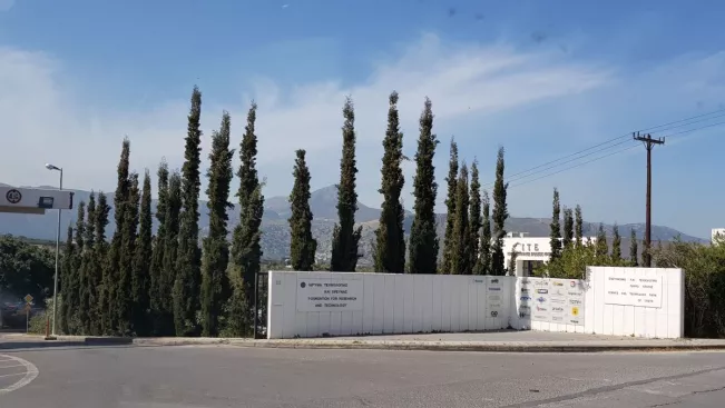 forth1_uni_kreta_klein.jpg (DE)