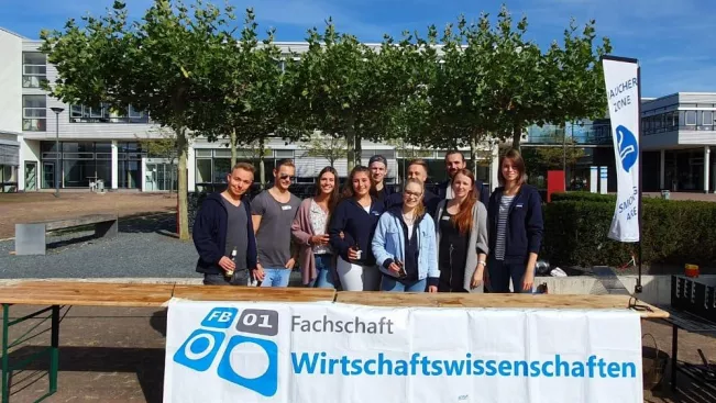foto_fachschaft_wir_2019.jpg (DE)