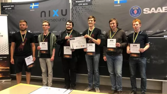 20190616_fbinf_redrocket_midnightsun 2019.jpg (DE)