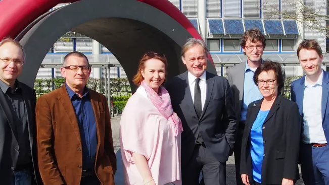 ihne_freimuth_campus_sta_20170330_foto_m._flacke_teasercut.jpg (DE)