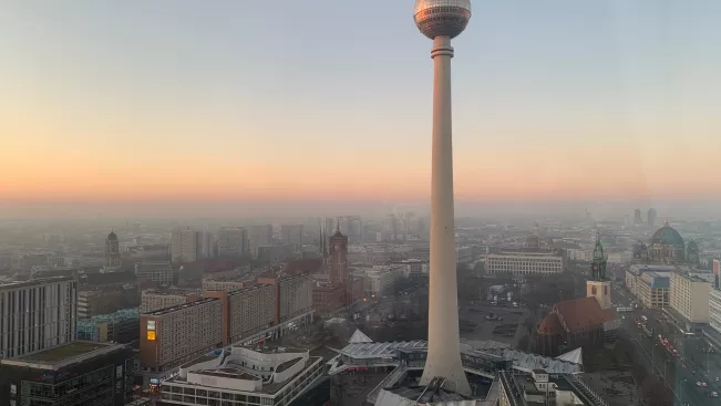 Der Himmel über Berlin img_4302.jpg (DE)