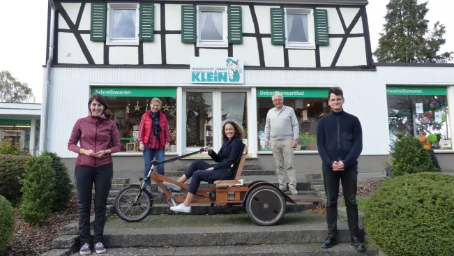 lastenrad_mit_frau_berka_klein.jpg (DE)