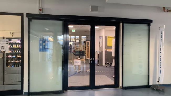 neue_tueranlage.jpg (DE)