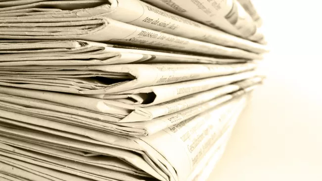 Zeitungsstapel (DE)