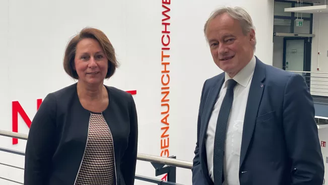 nicole_westig_hartmut_ihne_2021-12-02_foto_dpieper.jpg (DE)