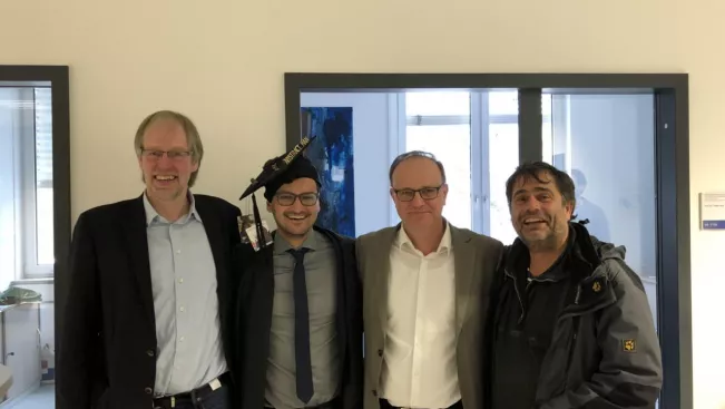 promotion_vaziri_15.2.2018.jpg (DE)