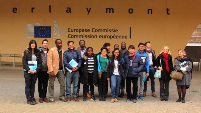 studiengang_analysis_and_design_of_social_protection_systems_studierende_in_bruessel_201510_bild_27.jpg (DE)