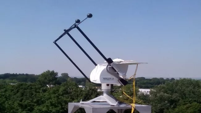 Sun Tracker des Energiemeteorologische Labors am Campus Sankt Augustin (DE)