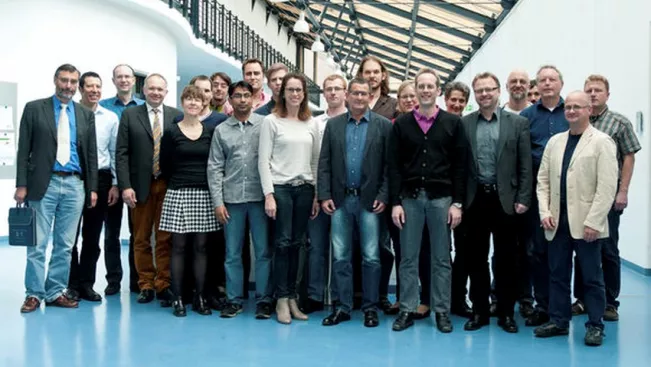 tree-gruppenbild.jpg (DE)