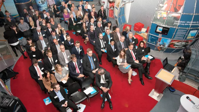 verleihung_foerderpreise_20161021_eva_tritschler_2759_cut.jpg (DE)