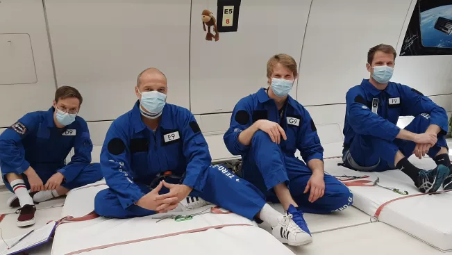 probanden_und_operatoren_waehrend_der_vortests_cut_2020-11-03_foto_nils_bury_090642.jpg (DE)