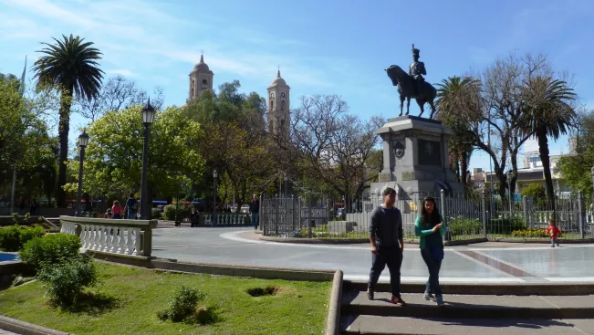 san_luis_argentinien_reiterdenkmal_20150928_foto_m._winzker_cut_edit.jpg (DE)