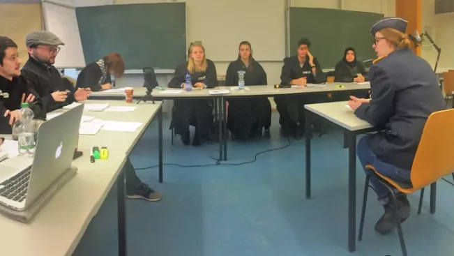 schroeder_studierende_mock_trial_didaktik_6013.jpg (DE)