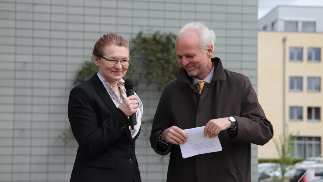 spatenstich_sta_neubau_20160429_foto_j._kuestenmacher_070.jpg (DE)