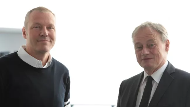 2017-11-02_baecker-michael_honprof-urkunde_05_foto_eva_tritschler_1299_teasercut.jpg (DE)