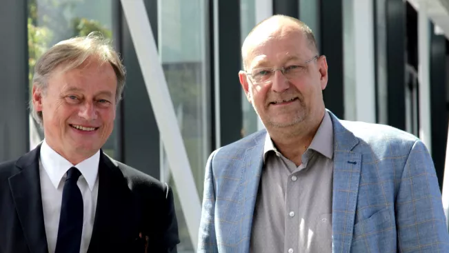 antrittsbesuch_stefan_herzig_th_koeln_bei_ihne_20180709_foto_eva_tritschler_0611_teasercut_web.jpg (DE)