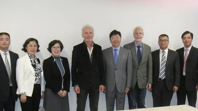 besuch_delegation_nantong_university_bode_weiss_sta_201905_foto_h-brs_teasercut.jpg (DE)