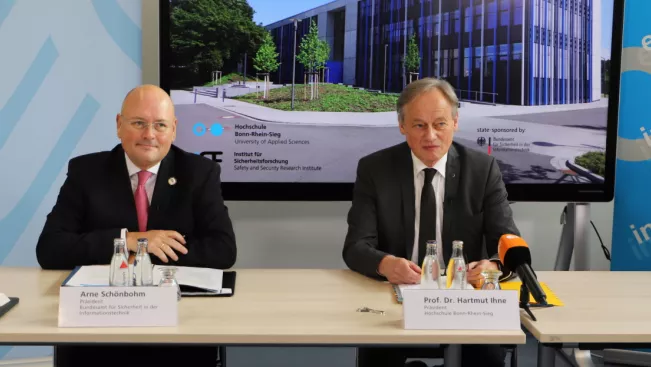 eroeffnung_bez_teasercut.jpg (DE)