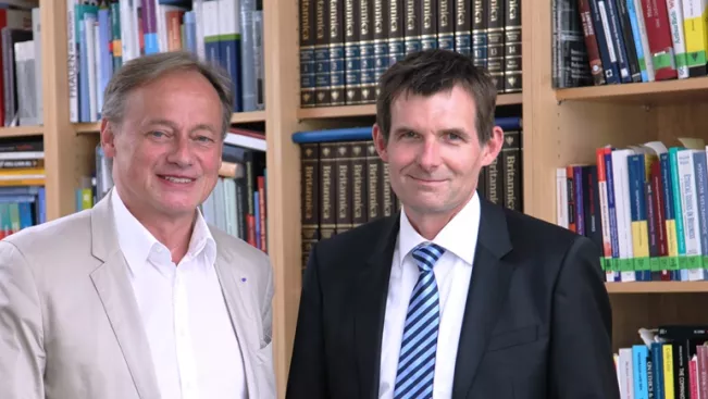 kanzler_gottschalk_uni_bonn_besuch_bei_ihne_sta_20170612_foto_e._tritschler_teasercut.jpg (DE)