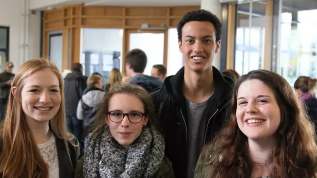 studieninformationstag_sta_20160423_foto_j._kuestenmacher_img_9592_teasercut.jpg (DE)