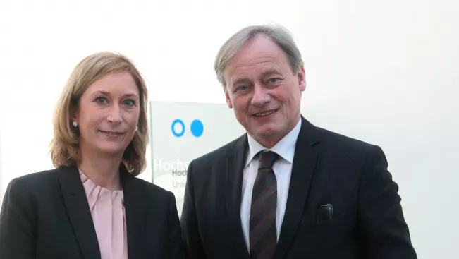 urkunde_sandra_rohleder_ihne_fb_01_20170126_foto_eva_tritschler_4910_teasercut.jpg (DE)