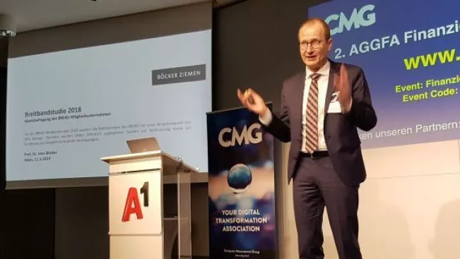 2019-03_foto_vortrag_boecker_enquete.jpg (DE)