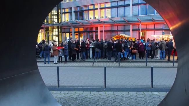 weihnachtscampus_sta_20151203_foto_y._weber_pc030247_teasercut.jpg (DE)