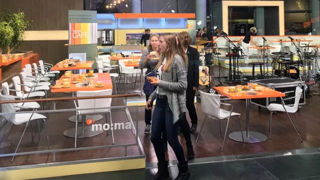 zdf-studio-moma-cafe-02_foto-jaqueline-prinz.jpg