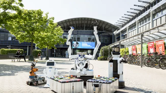 Informatik MAS Roboter 20220503 foto eric lichtenscheidt 04 fs22.jpg
